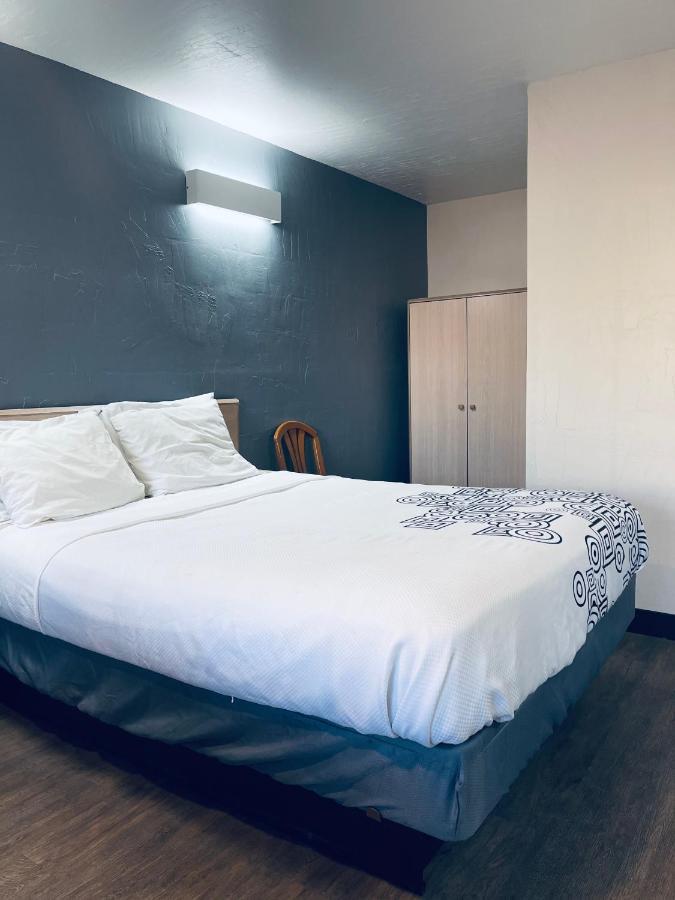 Century 21 Motel Las Cruces Zewnętrze zdjęcie