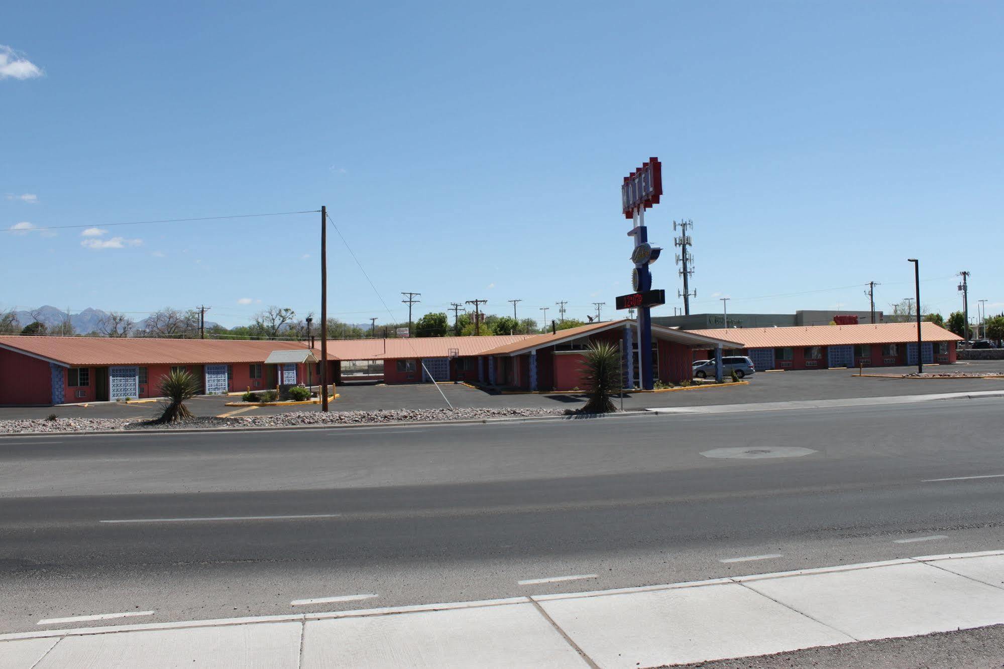 Century 21 Motel Las Cruces Zewnętrze zdjęcie